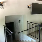 Borostyan Porta *