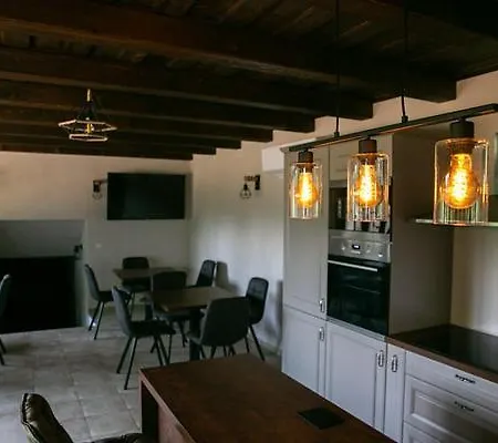 Borostyan Porta Appartement *